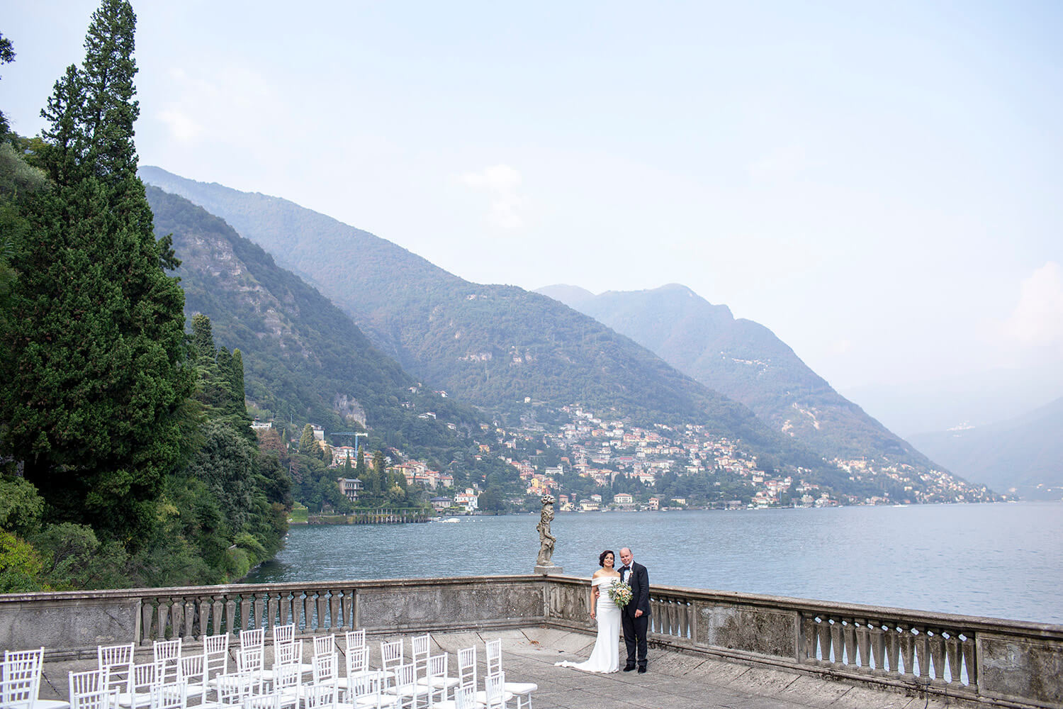 Como lake Wedding Photographer to best photoshoot Cernobbio