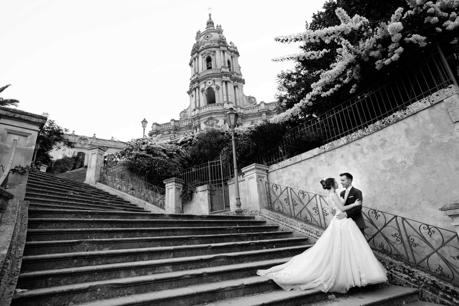 Modica Wedding Photographer black and white photos for Nino Lombardo's wedding