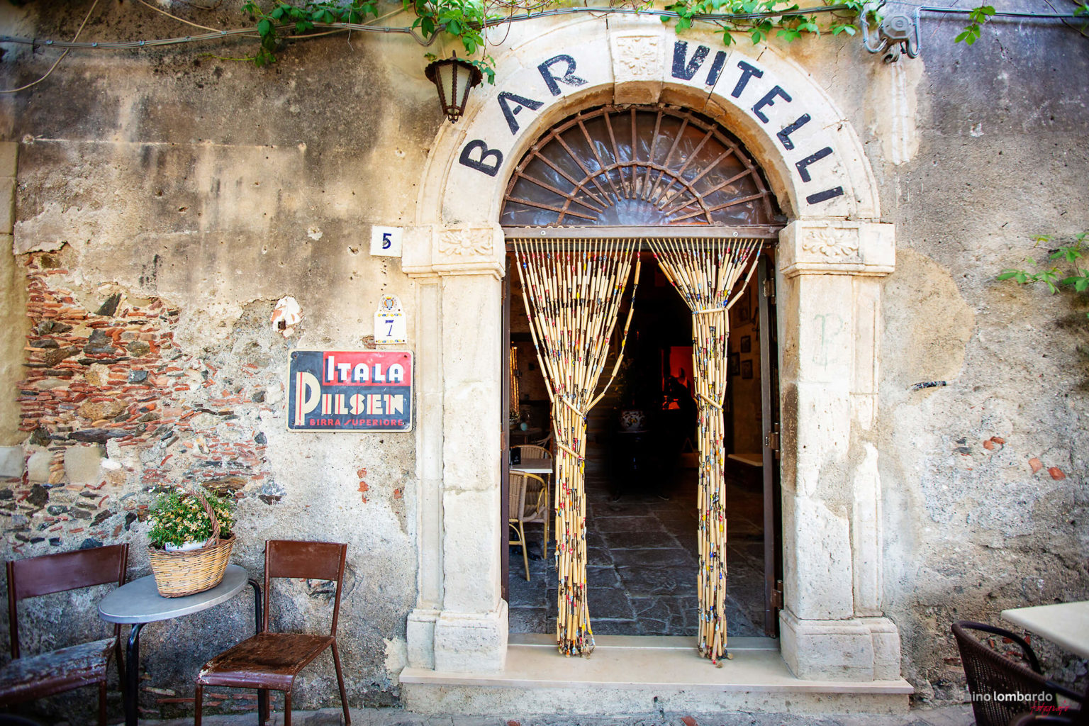 Bar Vitelli Savoca, luogo storico fotografato da Nino Lombardo