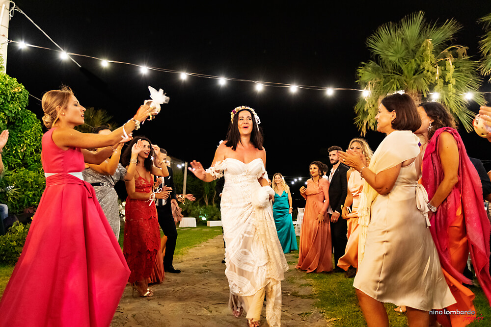 Spontaneous photos for weddings between Palermo and Trapani by photographer Nino Lombardo
