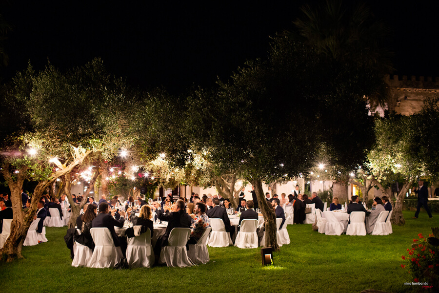 Foto di un ricevimento di nozze in vigneto in Sicilia